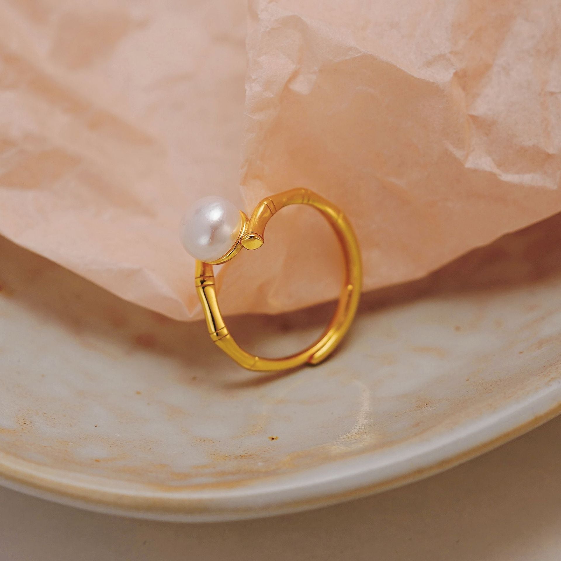 925 sterling silver pearl ring - golden