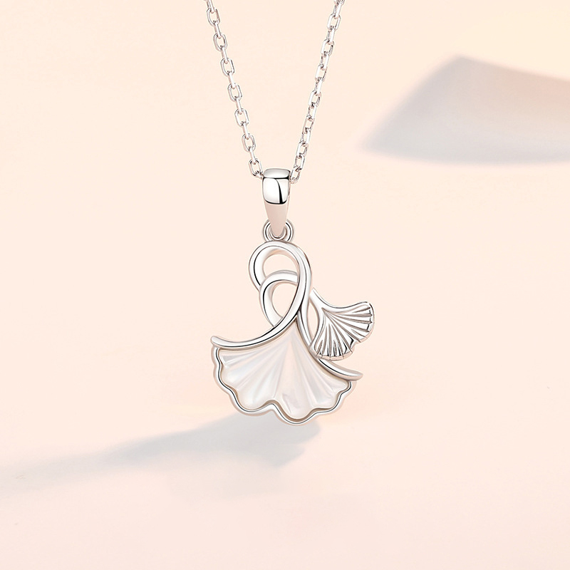 999 Silver Leaf Shape Pendant Necklace - Silvery