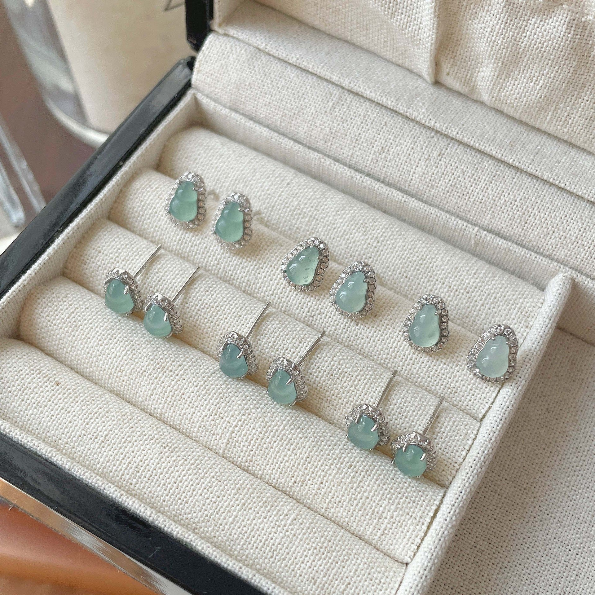 S925 Silver Jade Earrings - Silvery