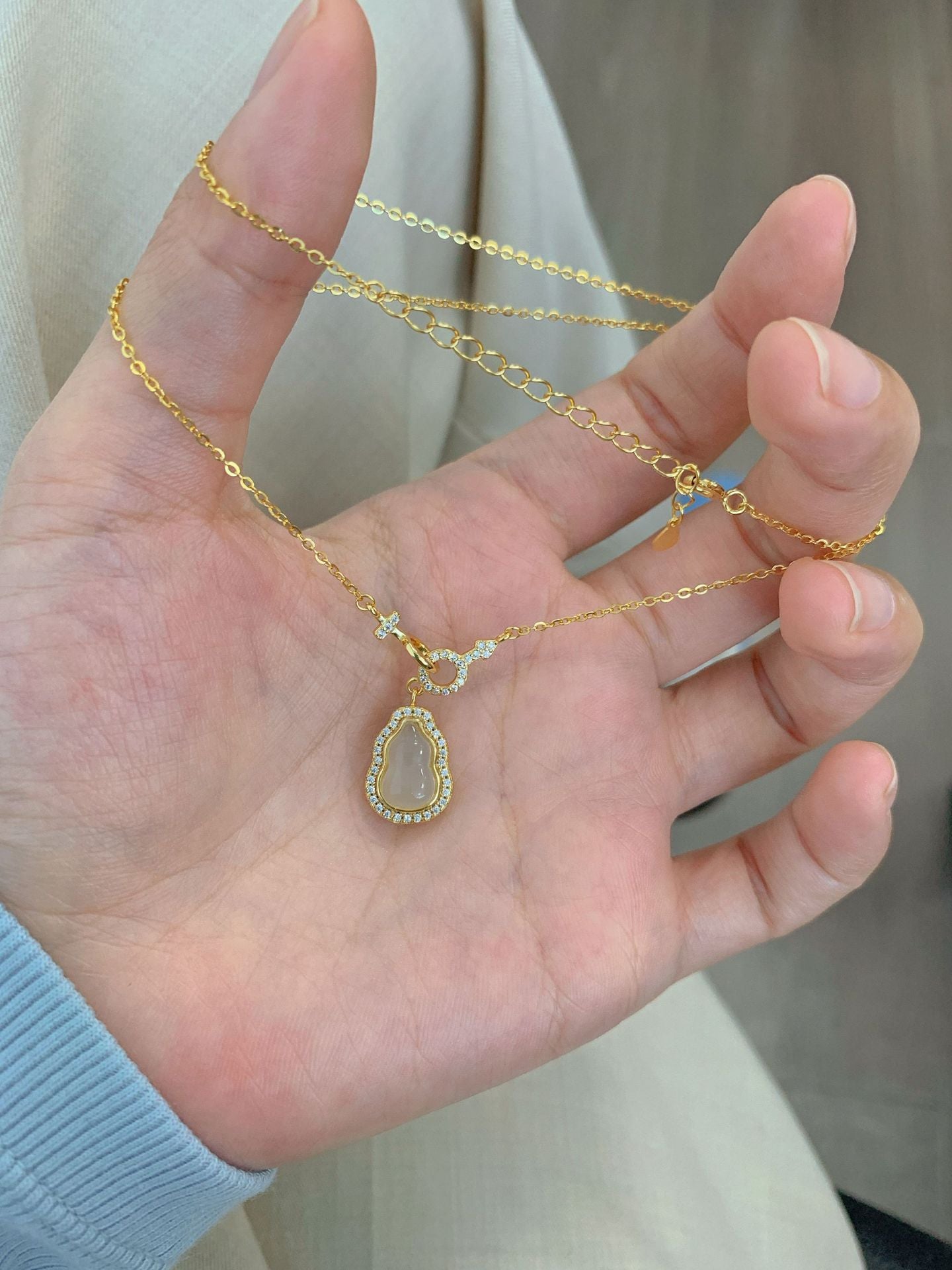 S925 pure silver natural chalcedony necklace