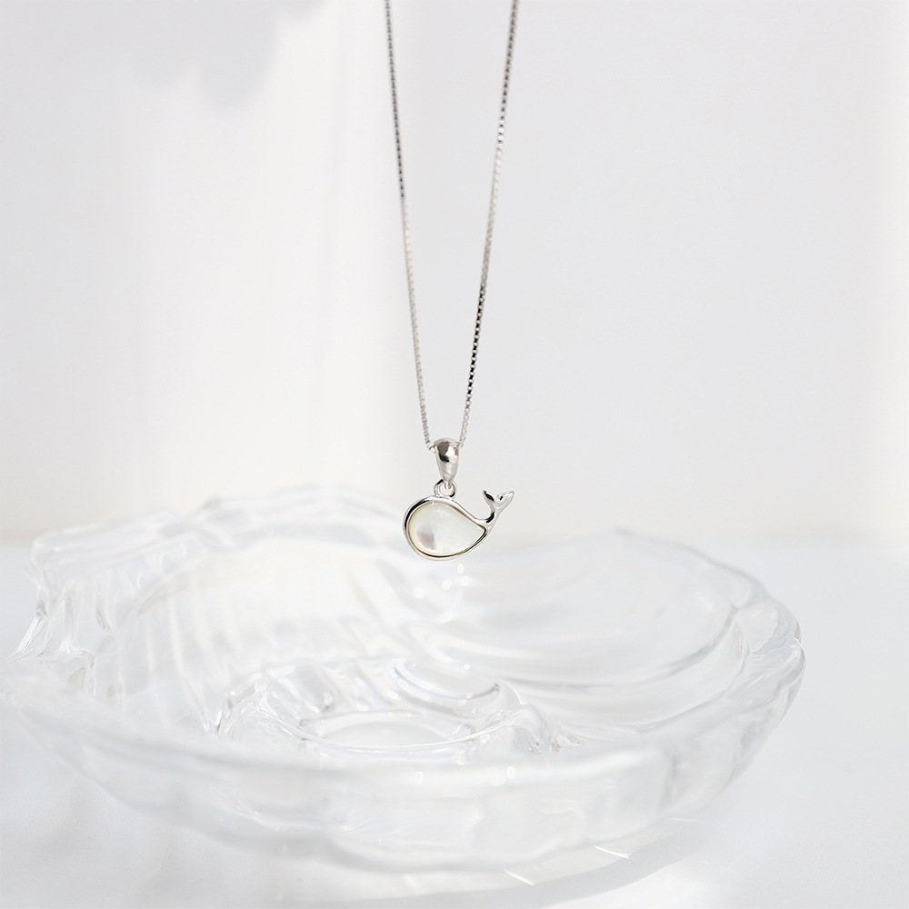 925 sterling silver whale pendant necklace