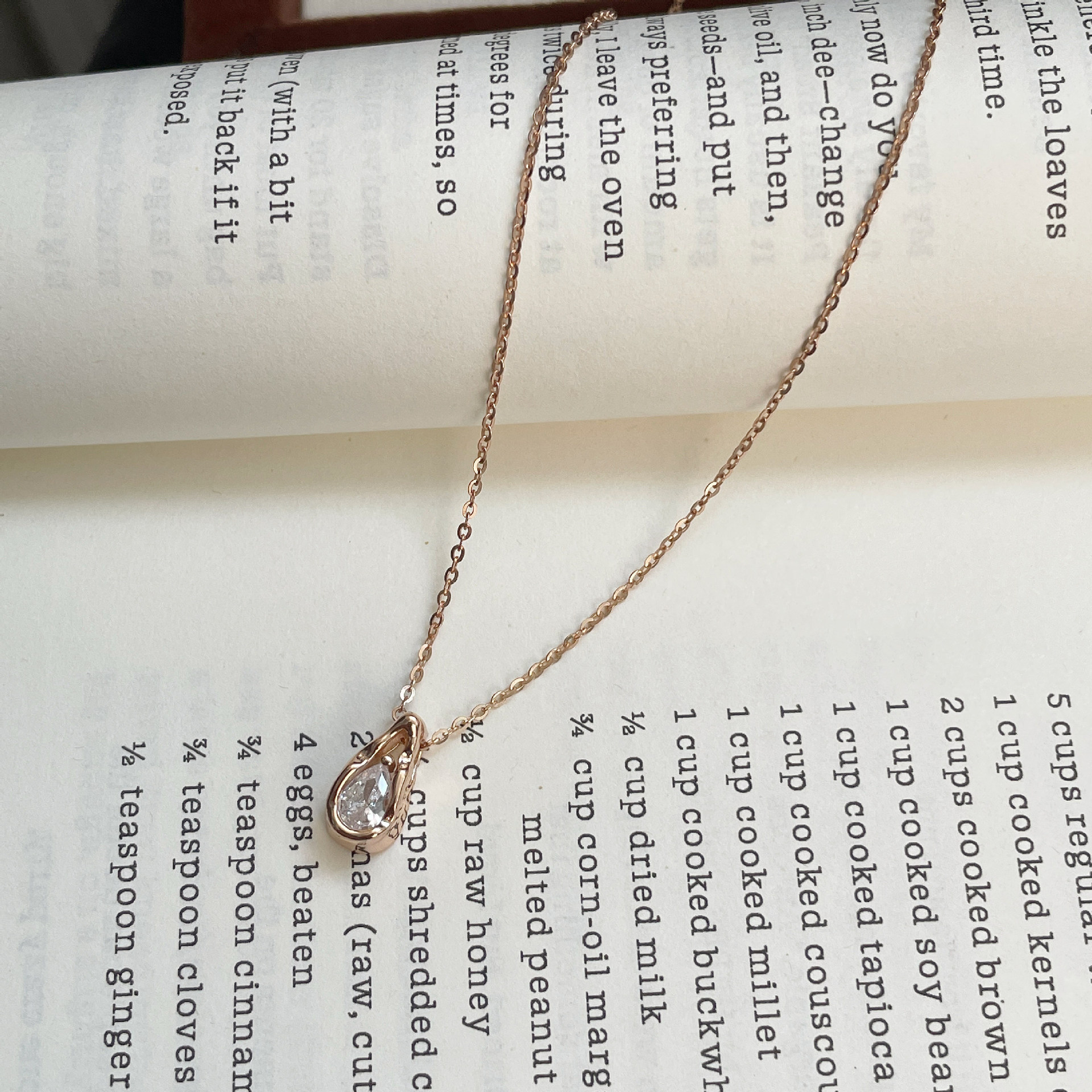 925 sterling silver droplet shaped pendant necklace - rose golden