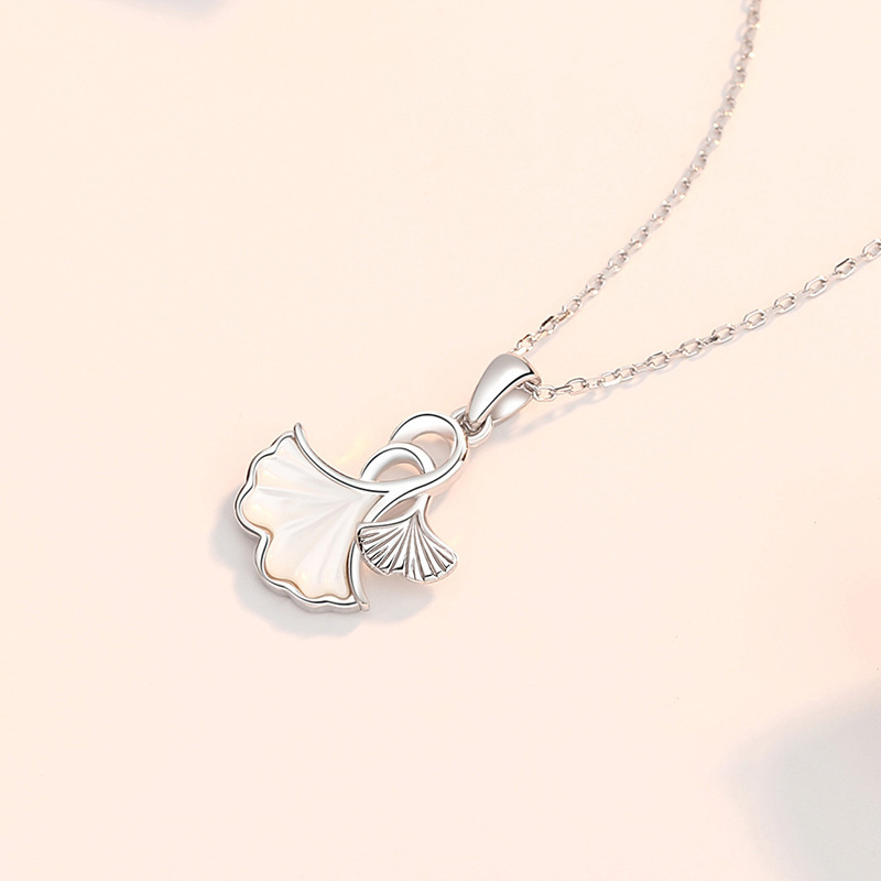 999 Silver Leaf Shape Pendant Necklace - Silvery