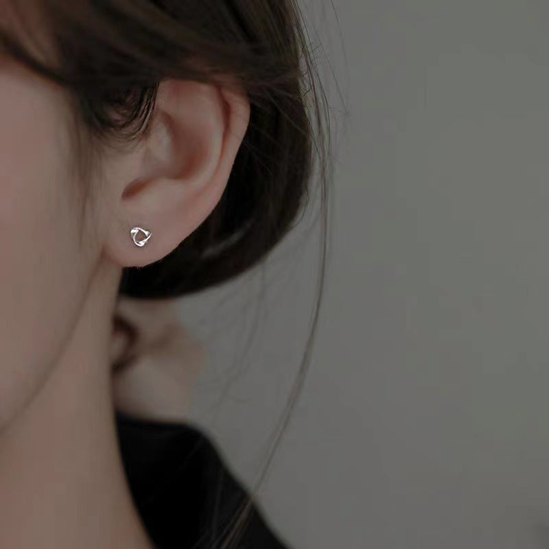 S925 sterling silver wave design earrings - silvery