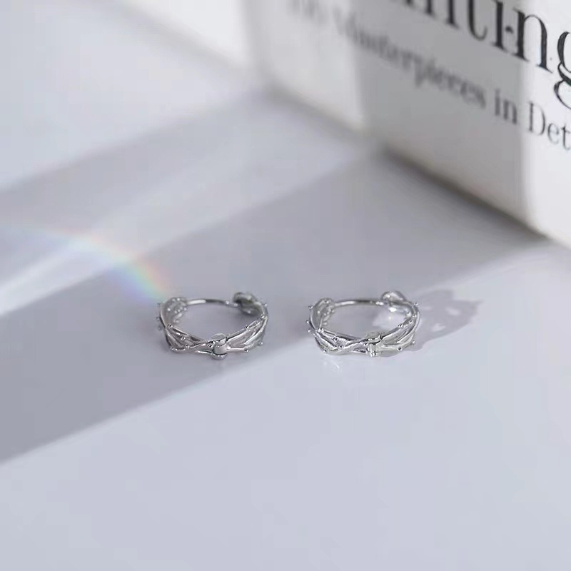 925 sterling silver ear buckle - silvery