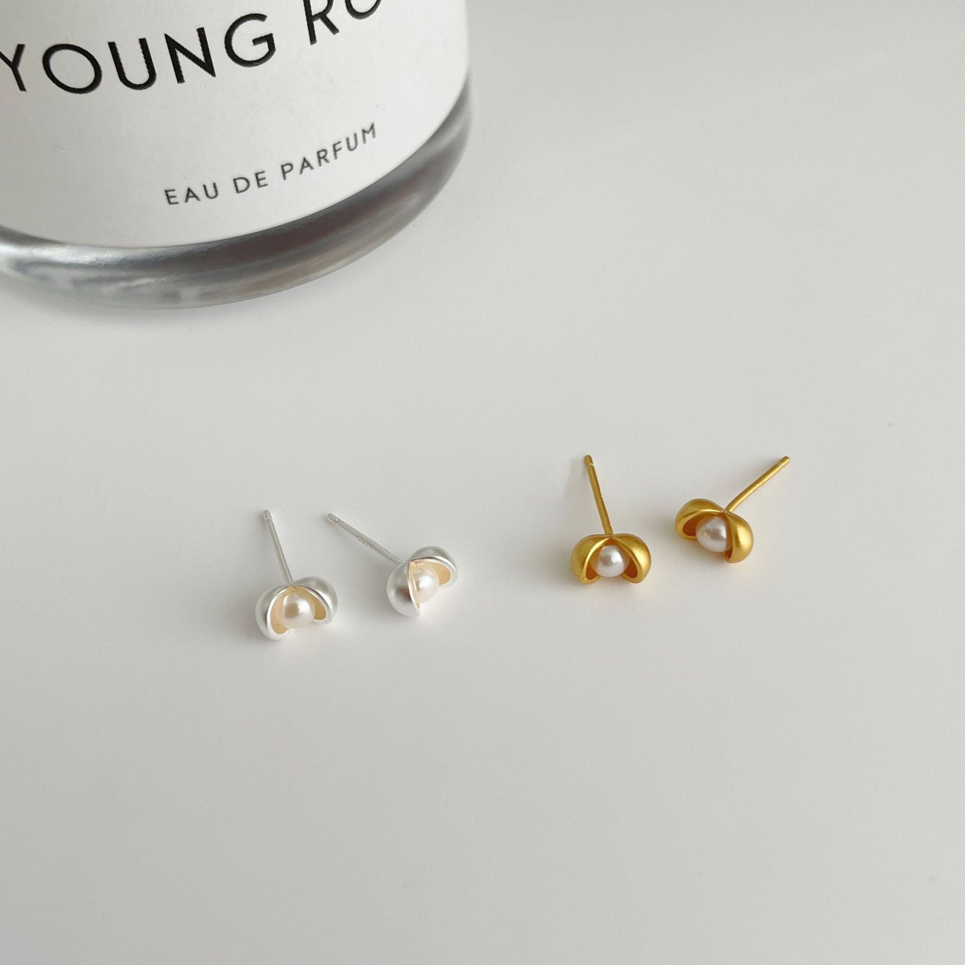 S925 pure silver freshwater pearl earrings