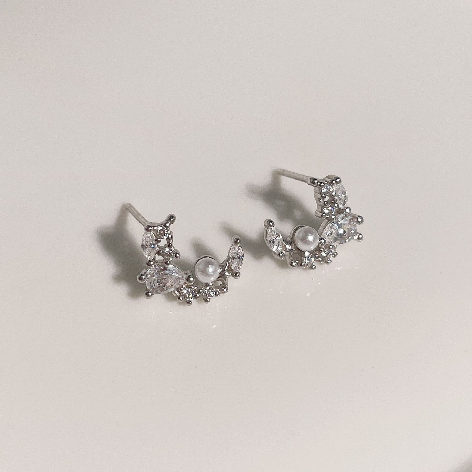 925 sterling silver inlaid sparkling zirconium earrings - silvery