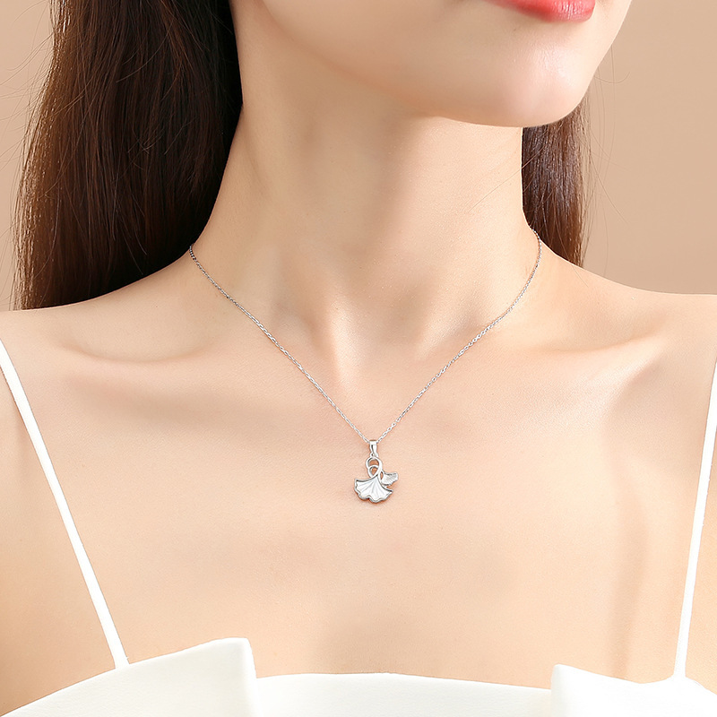 999 Silver Leaf Shape Pendant Necklace - Silvery