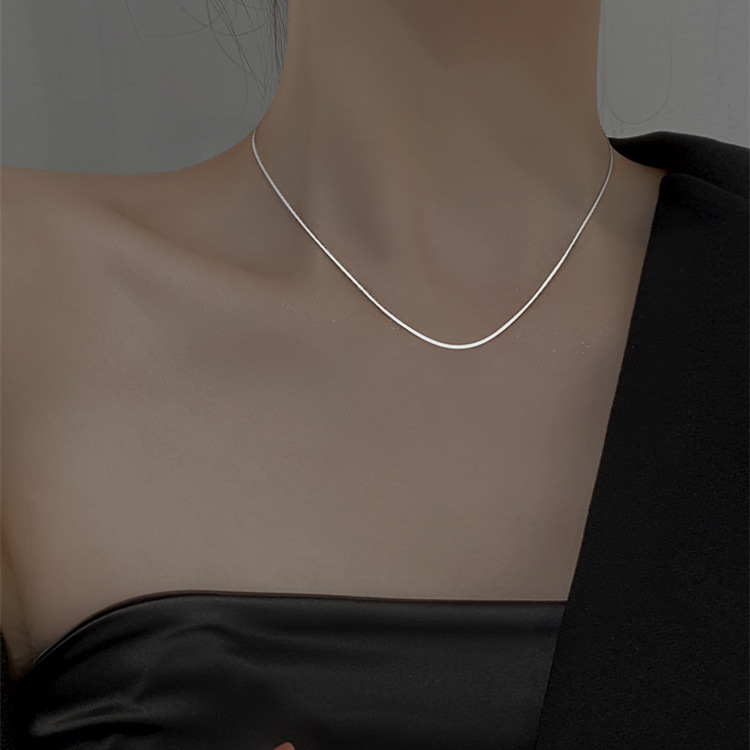 925 sterling silver heart-shaped pendant necklace - silvery