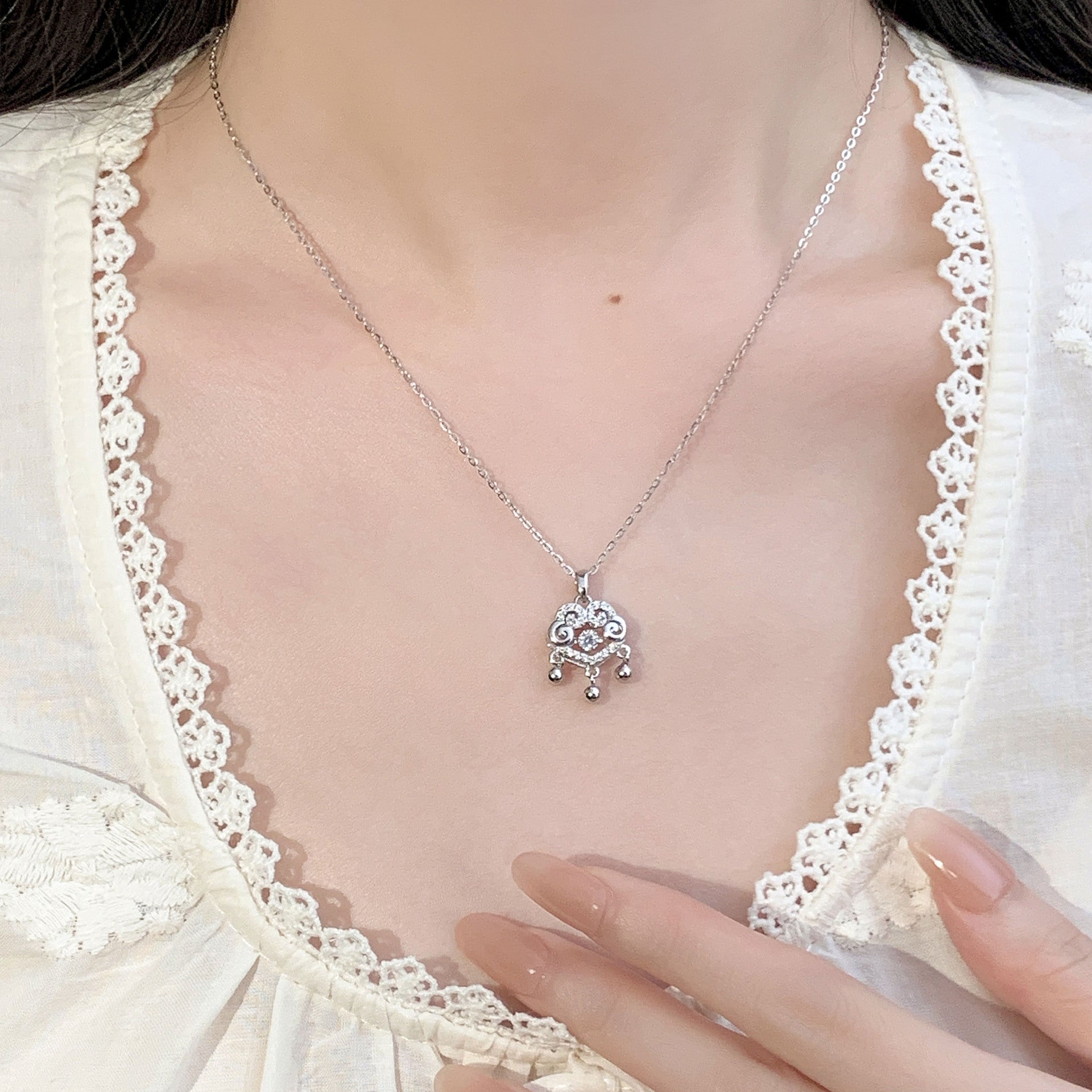 S925 sterling silver  pendant necklace - silvery