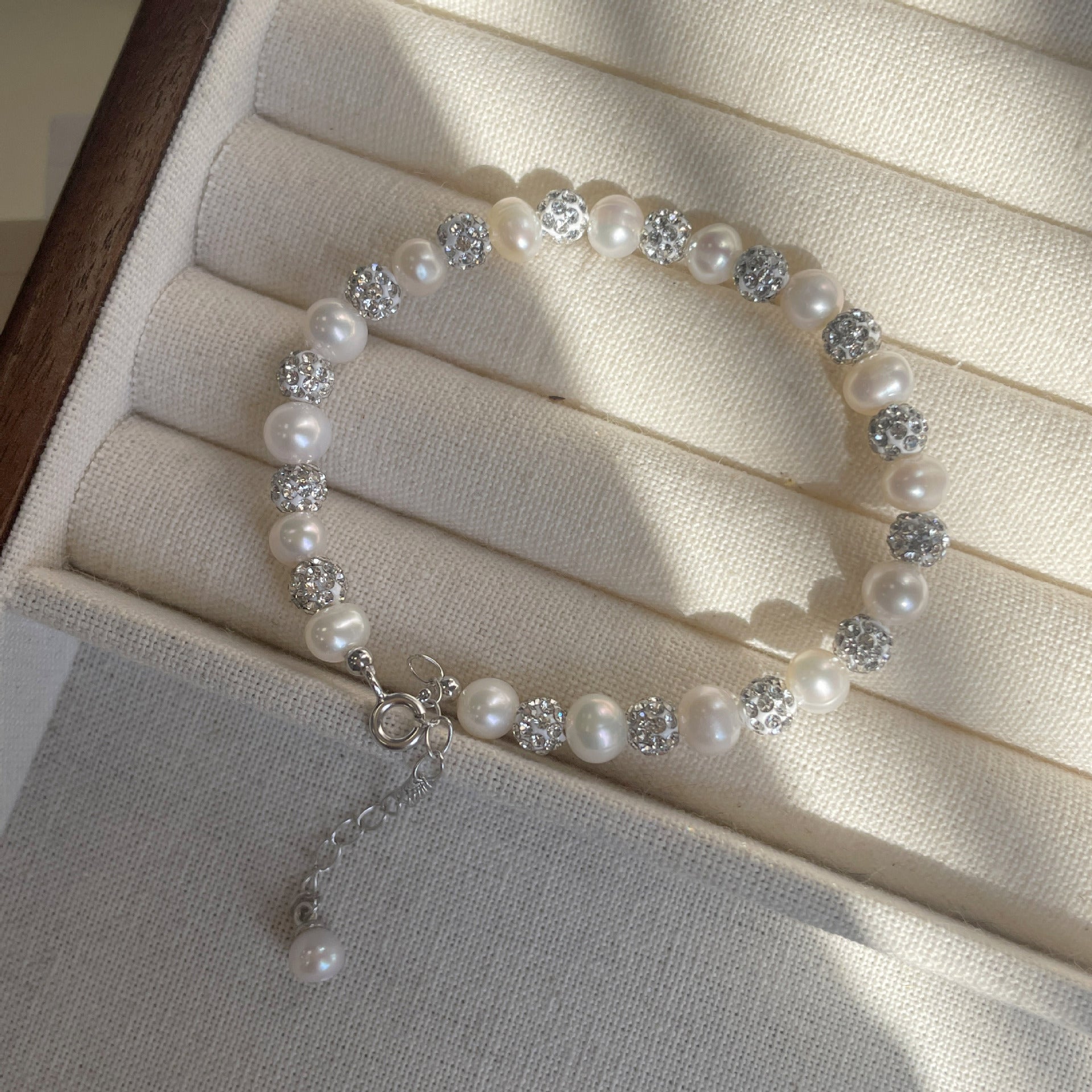 Pearl Bracelet - Silver