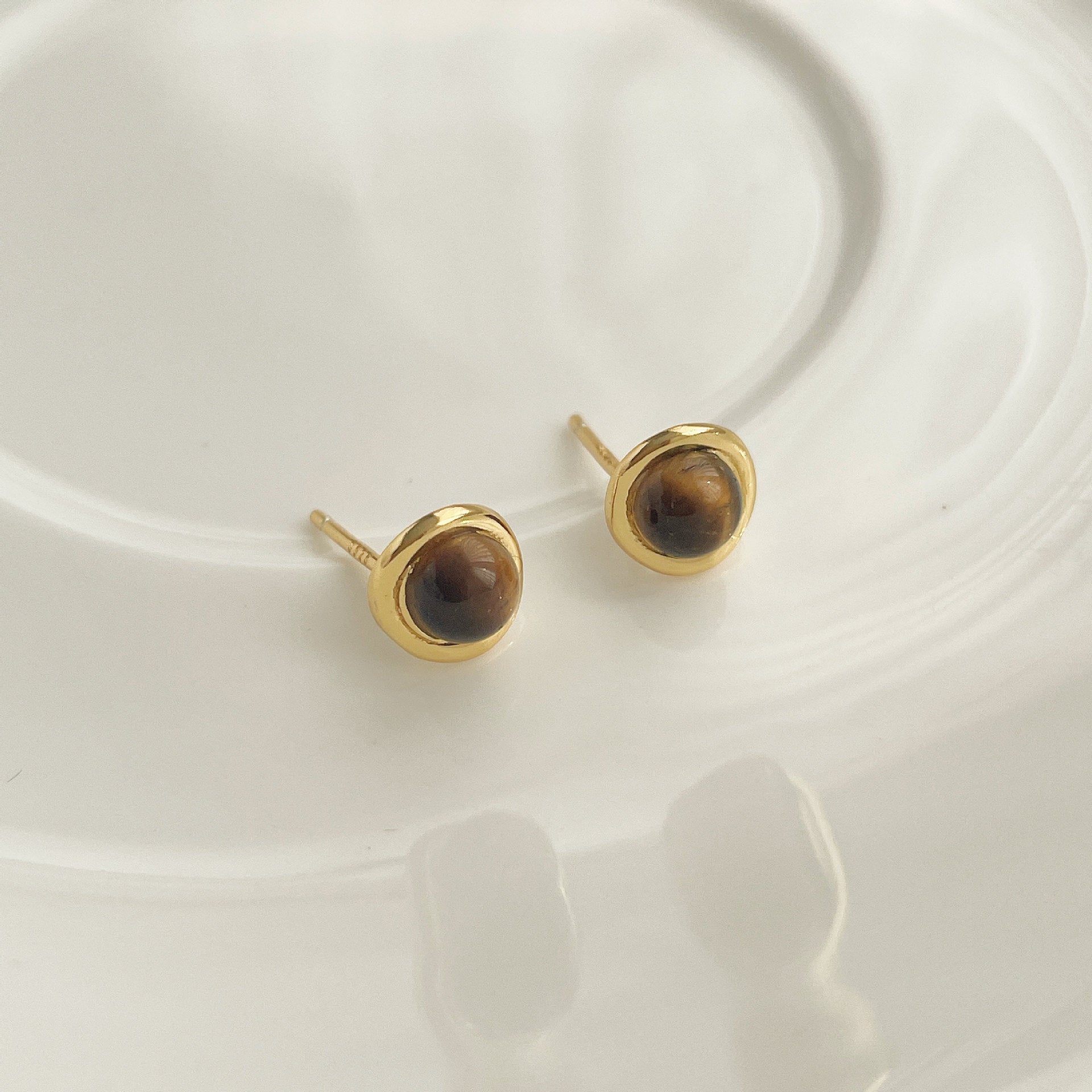 S925 sterling silver tiger eye stone earrings - golden