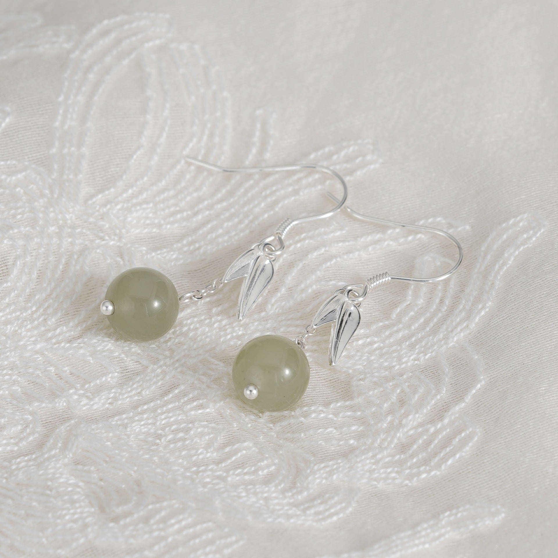 925 Sterling Silver Hotan Jade Ear Hook - Silvery