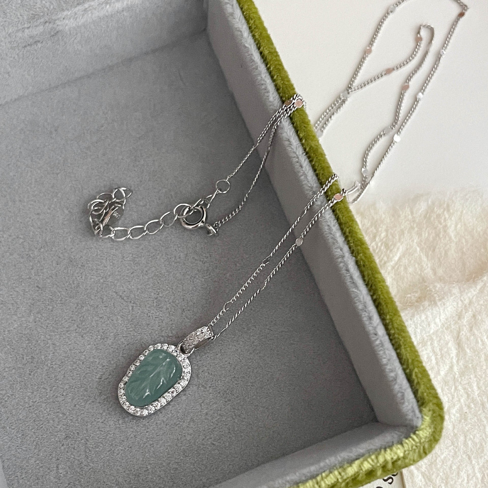 S925 Pure Silver Jade Pendant Necklace - Silvery