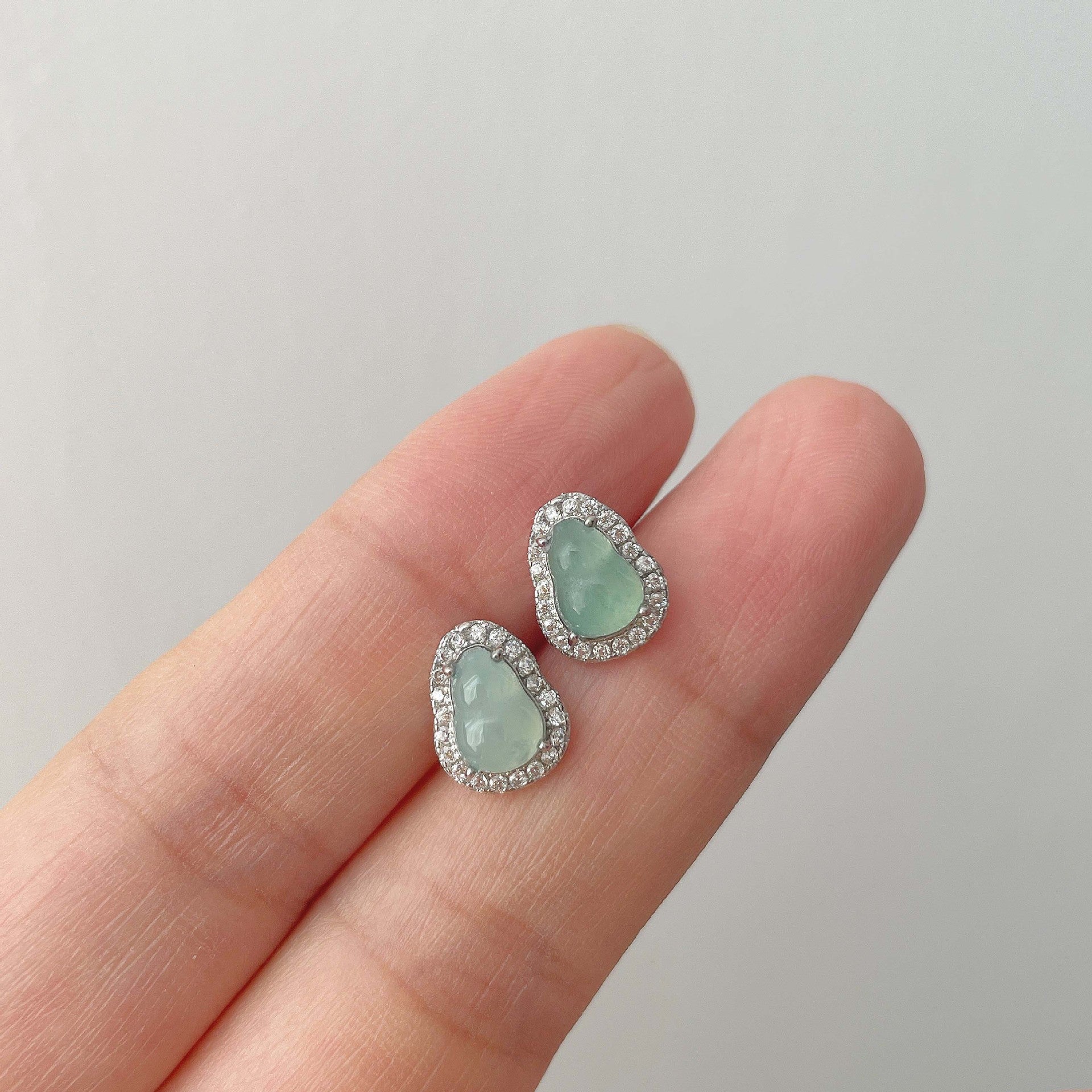 S925 Silver Jade Earrings - Silvery