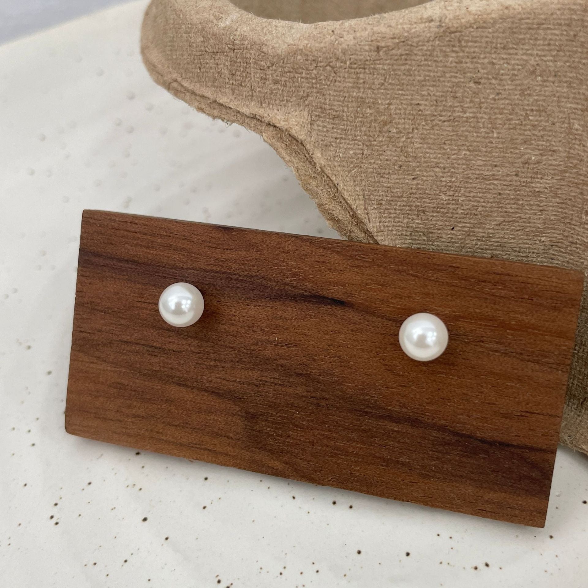 999 Silver Imitation Pearl Earrings - Silvery