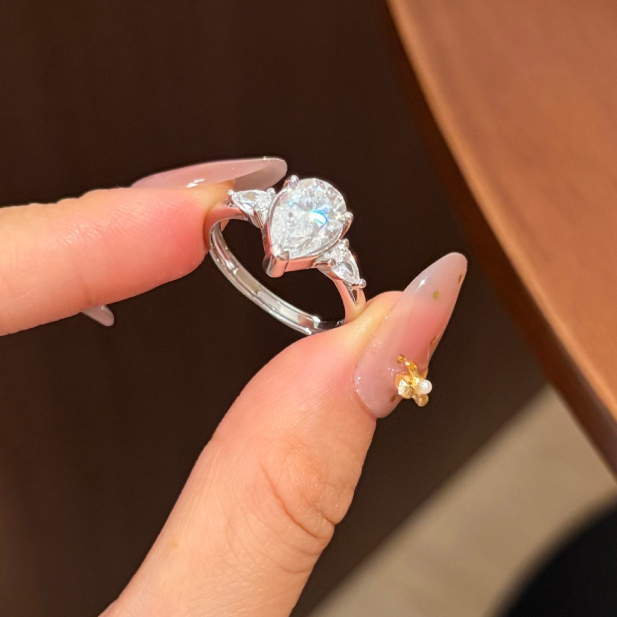 S925 Silver Pear-Shaped Moissanite Ring