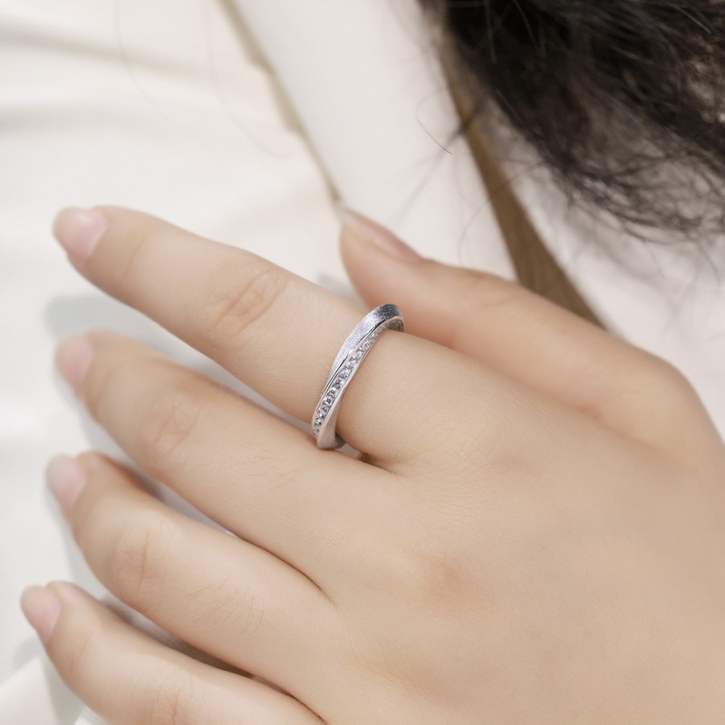 S925 Sterling Silver Twist Zircon Inlaid Ring