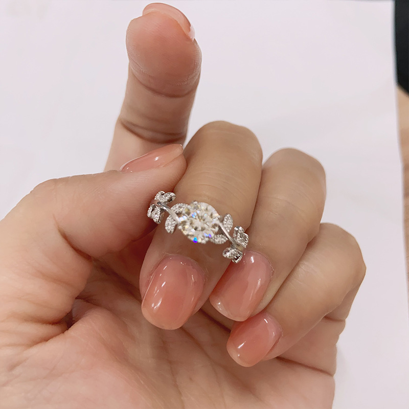 S925 Sterling Silver “Laurel Goddess” Moissanite Ring