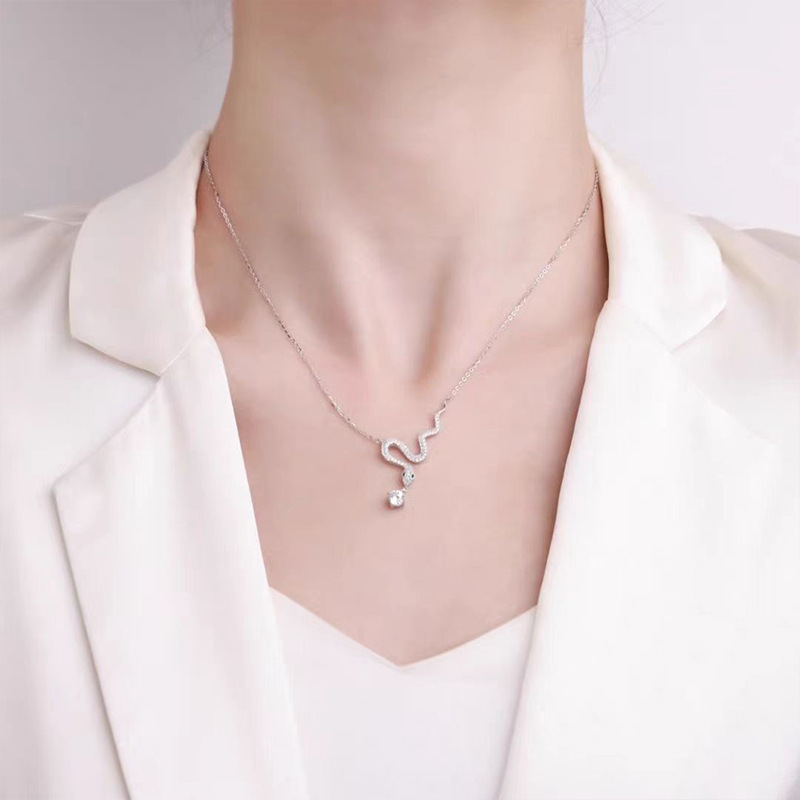 S925 Sterling Silver Moissanite Snake Necklace
