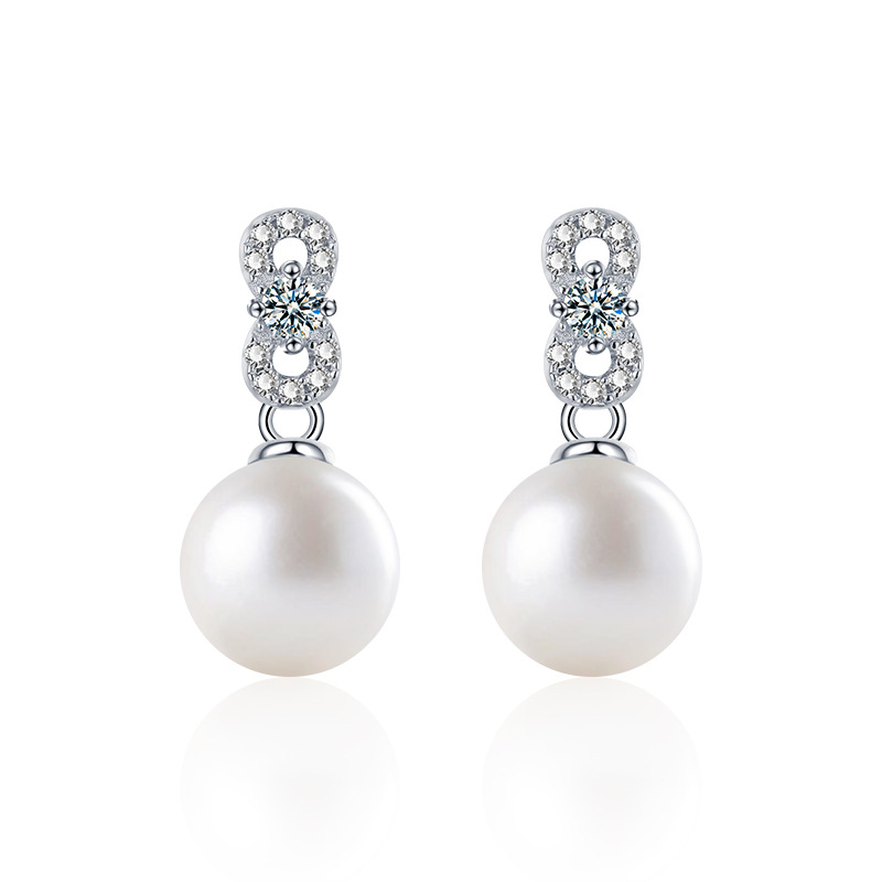 Elegant and sophisticated S925 sterling silver moissanite pearl stud earrings