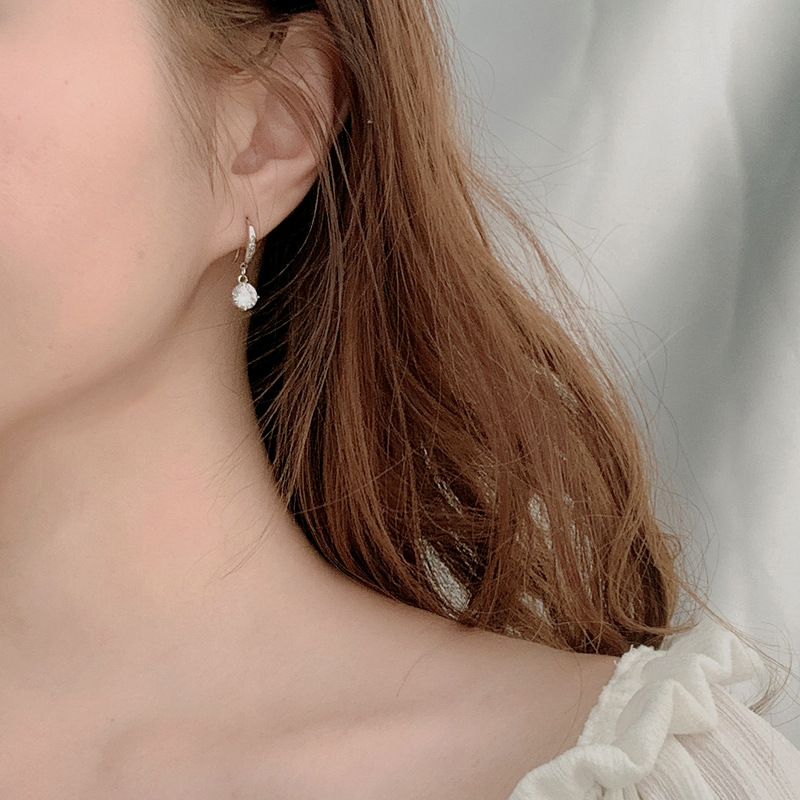 Elegant 925 Sterling Silver Moissanite Hook Earrings