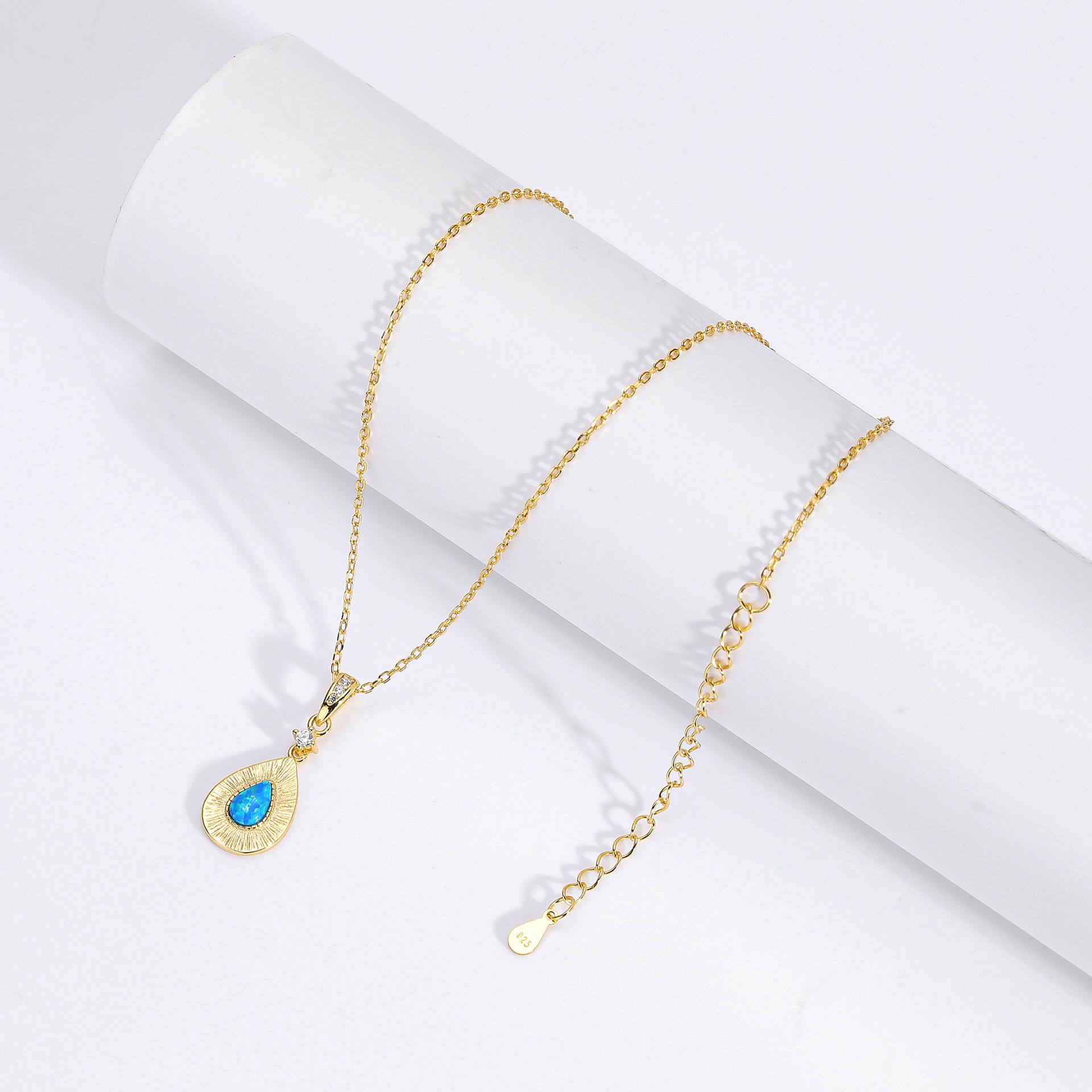 S925 Sterling Silver Teardrop-Shaped Opal Necklace with Zircon