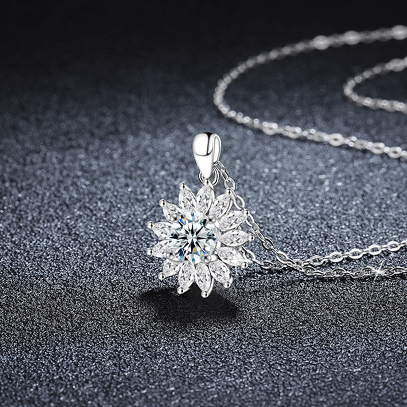 S925 Sterling Silver Moissanite Bright Sunflower Pendant Necklace
