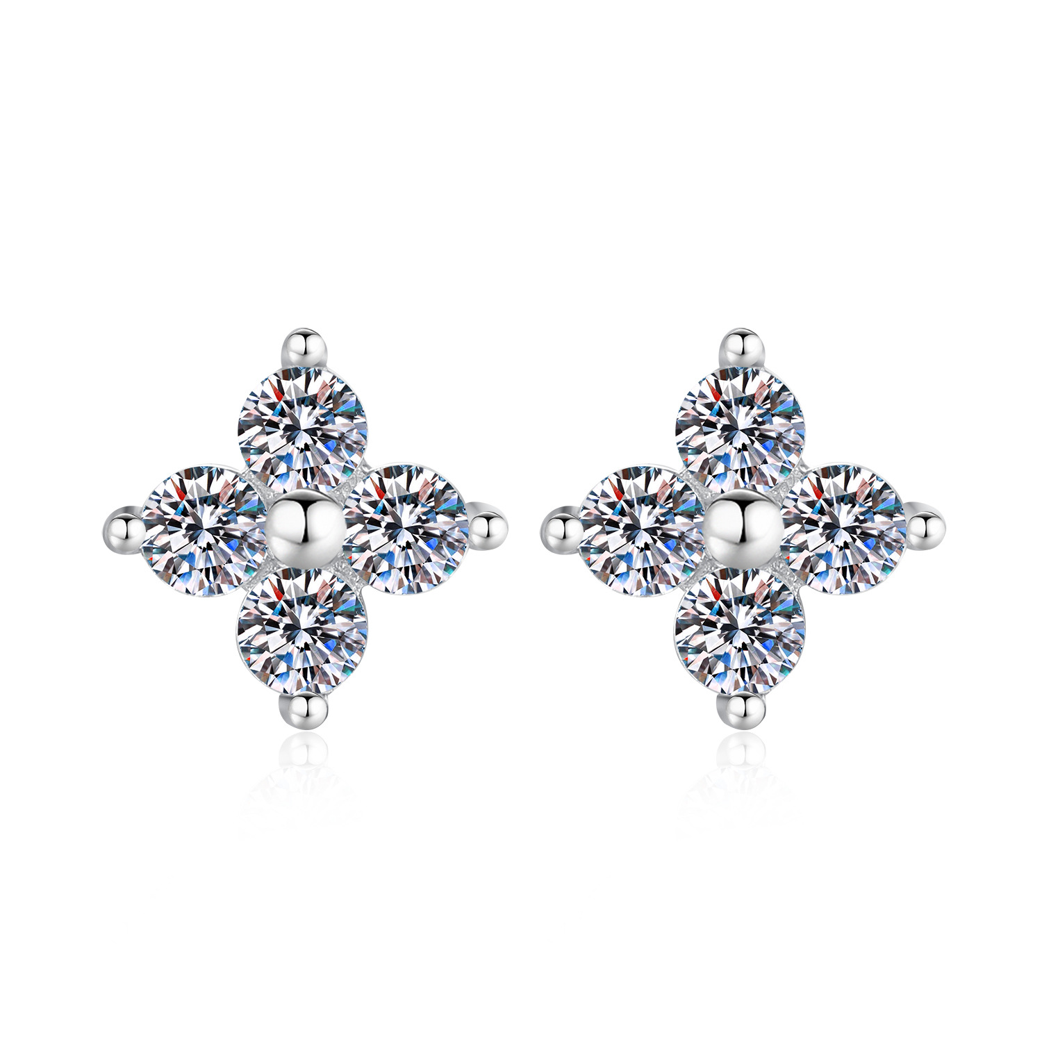 S925 Sterling Silver Four-Leaf Clover Moissanite Stud Earrings
