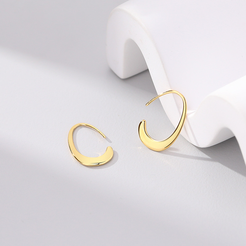 925 Sterling Silver C-Shaped Earrings