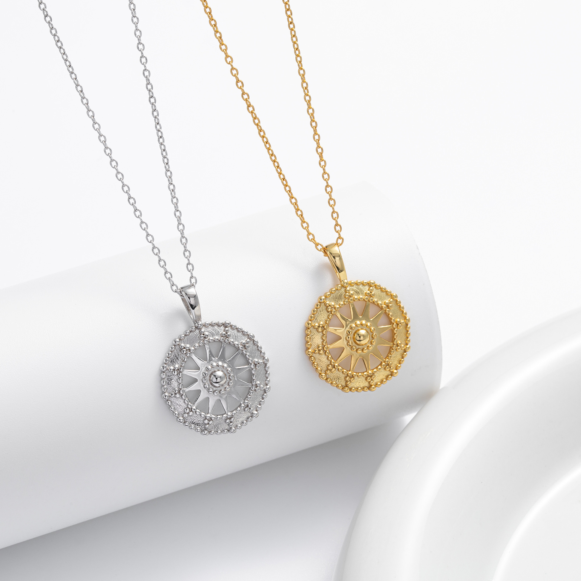 S925 Sterling Silver Creative Hollow Round Pendant Necklace