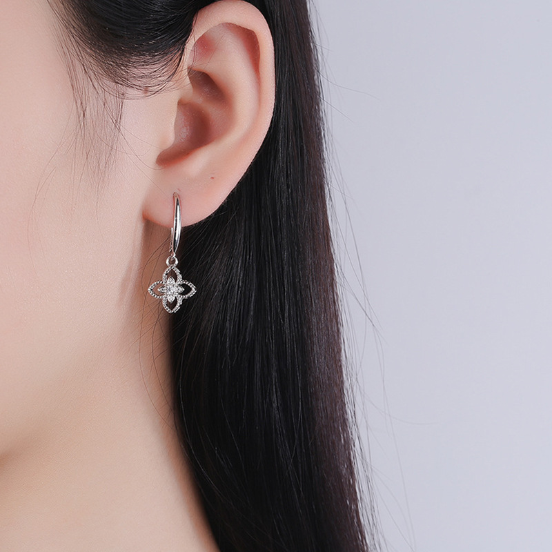 Four-Leaf Clover Earrings — 925 Sterling Silver & Moissanite Jewelry