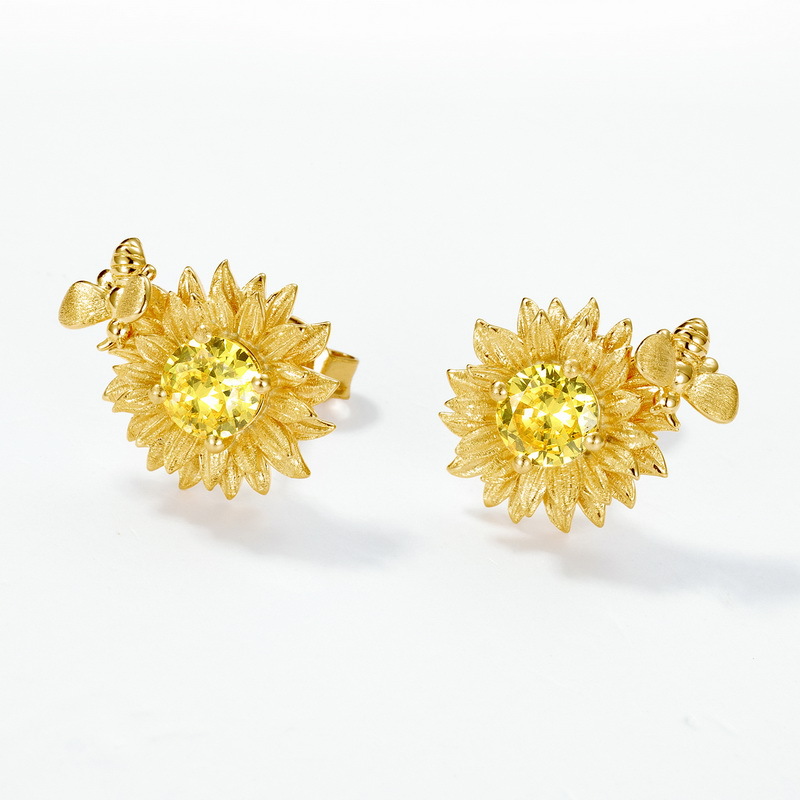 S925 Sterling Silver Gold-plated Sunflower Earrings Set with Yellow Zircon.