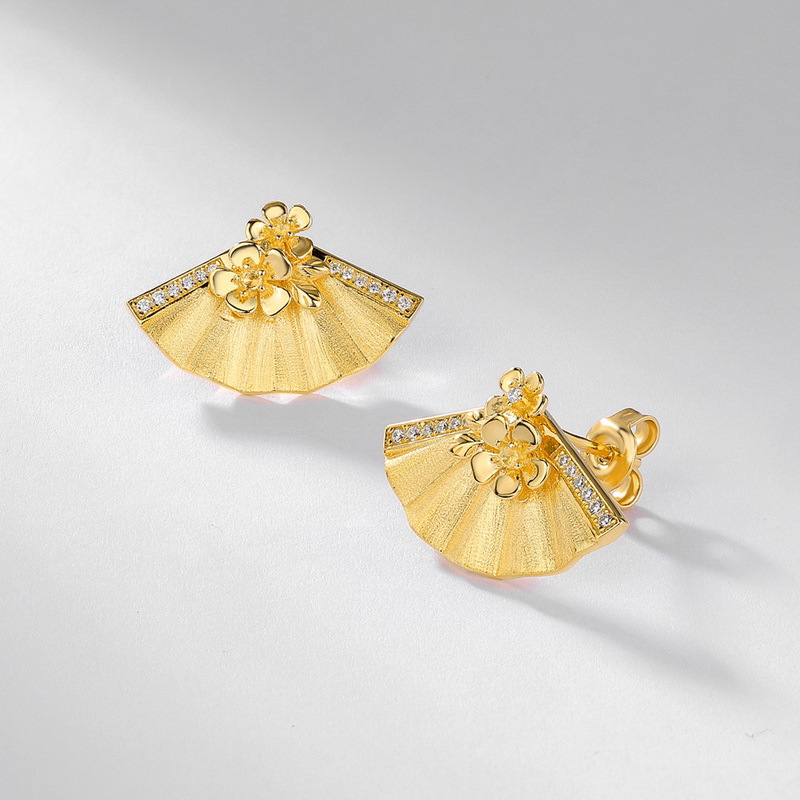 S925 Sterling Silver Gold-Plated Fan-Shaped Flower Zircon Earrings