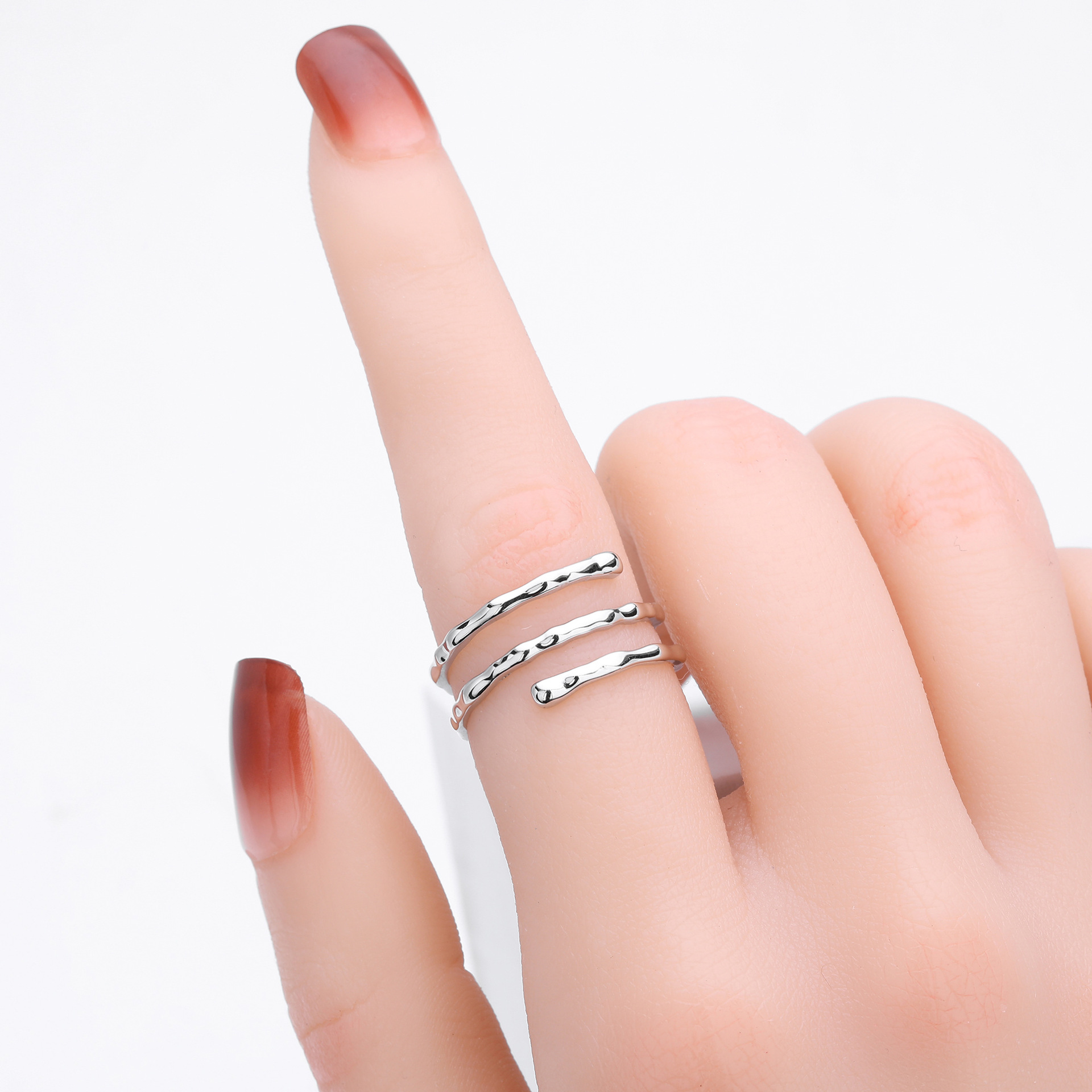 S925 sterling silver ring with multi-layered pleats