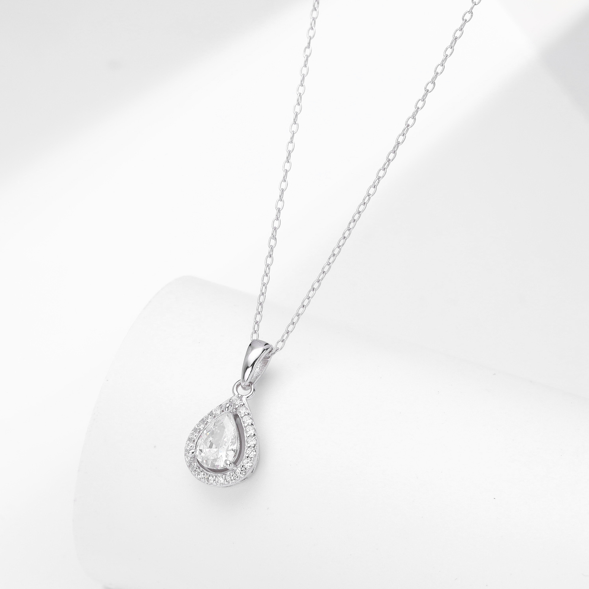 European and American style double-layer zircon earrings and light luxury zircon necklace