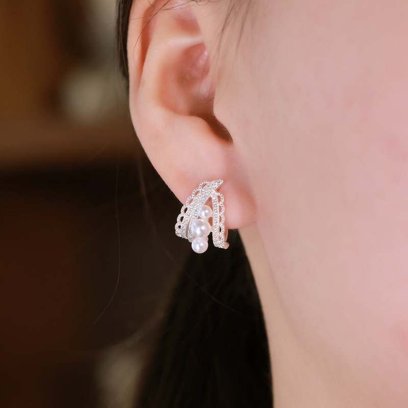 S925 Sterling Silver Vintage Lace Hollow Pearl Earrings