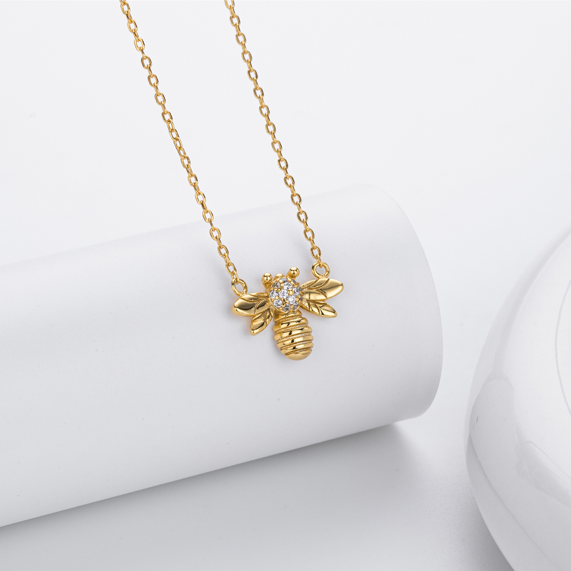 S925 pure silver fashionable zirconia bee-shaped necklace