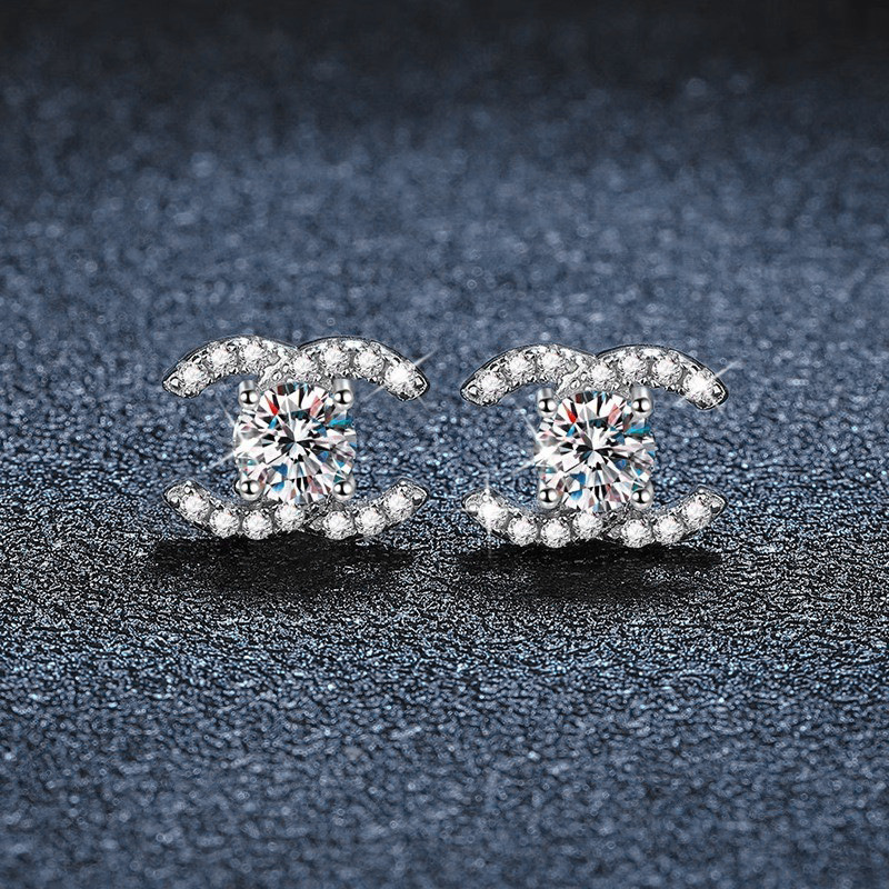 925 Sterling Silver "Double C" Moissanite Stud Earrings — Simple & Sophisticated