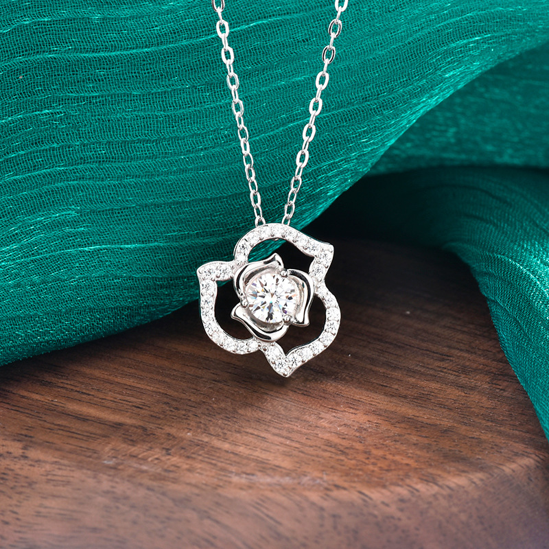 S925 Sterling Silver Moissanite Rose Heart Necklace