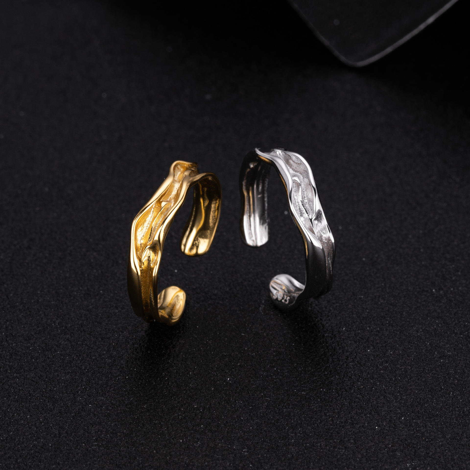 S925 Sterling Silver Luxury Niche Ring with Unique Texture and Irregular Opening