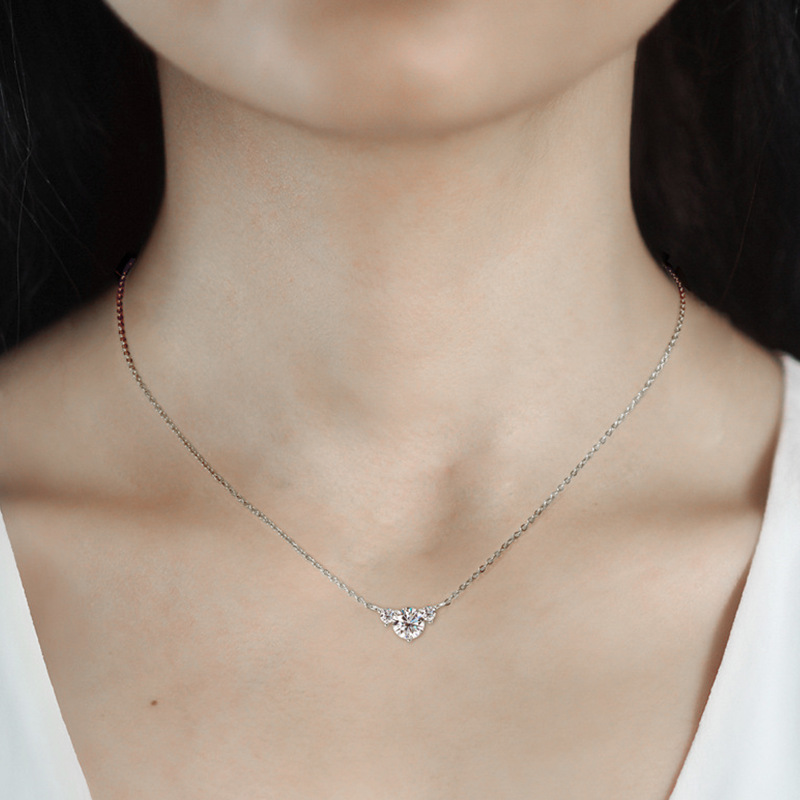S925 Sterling Silver Moissanite Heart-Shaped Pendant Necklace