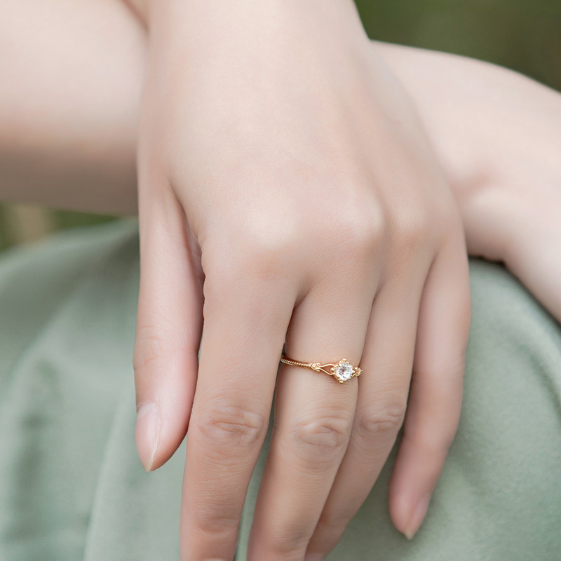 S925 Sterling Silver Gold-Plated Vintage White Crystal Ring