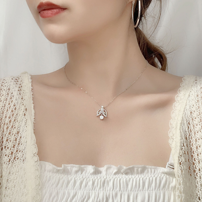S925 Sterling Silver Moissanite Eiffel Tower Pendant Necklace