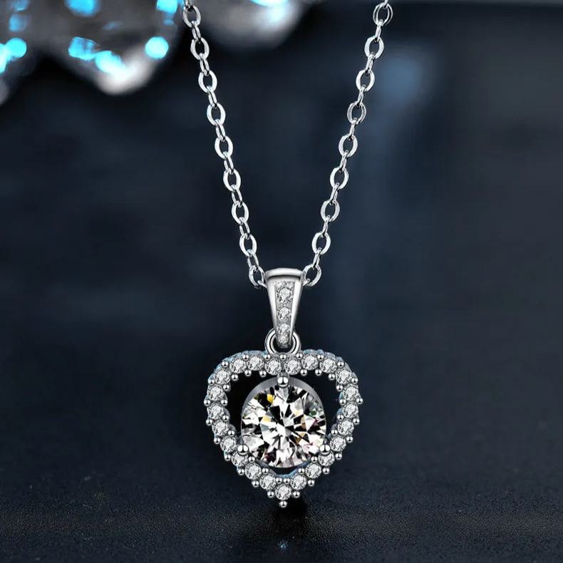 S925 Sterling Silver Moissanite Loving Heart Pendant Necklace