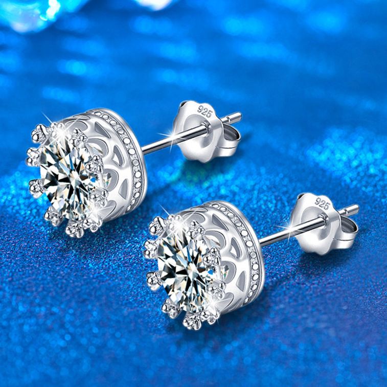 S925 Sterling Silver Moissanite Crown Stud Earrings
