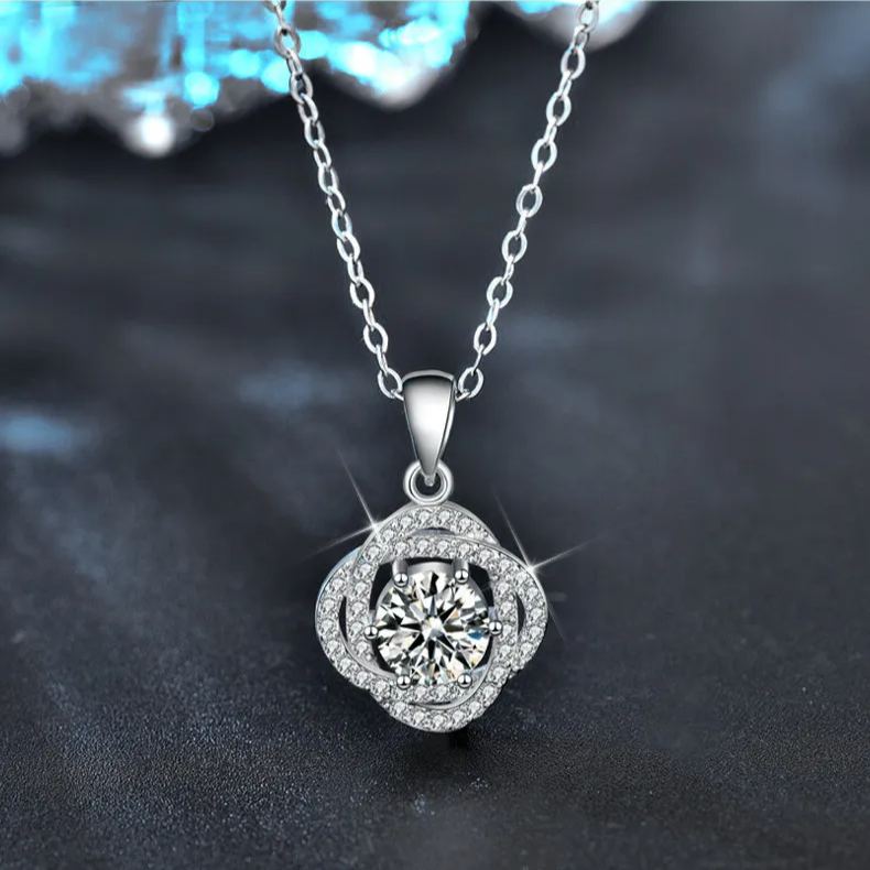 S925 Sterling Silver Moissanite Rose Clavicle Pendant Necklace