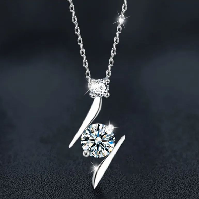 S925 Sterling Silver Moissanite Lightning Pendant Necklace