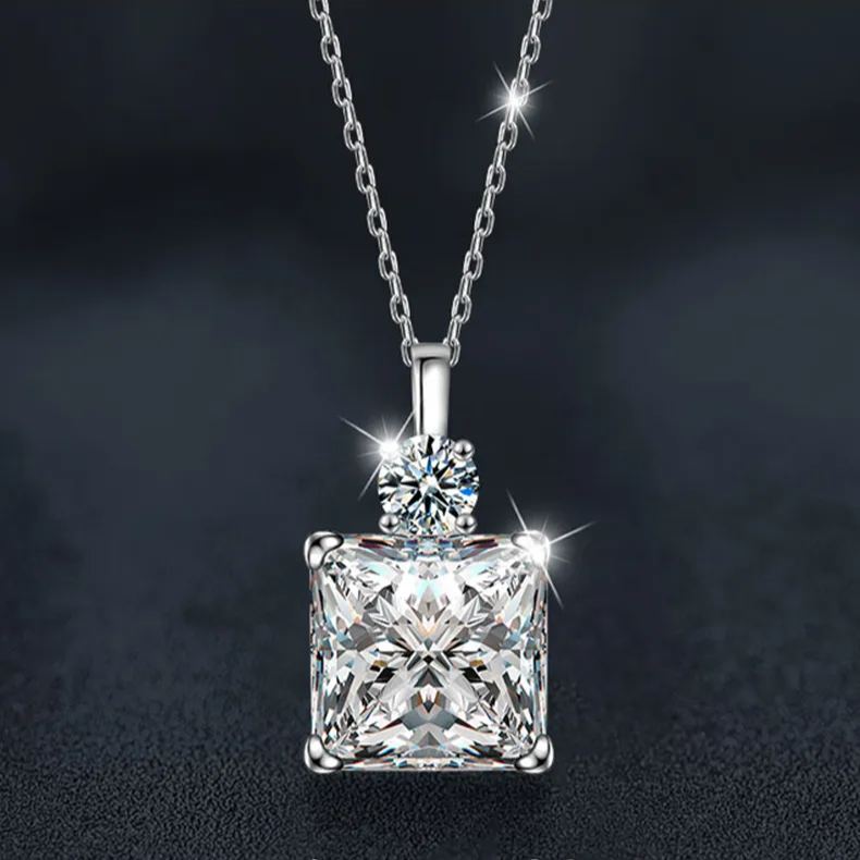 S925 Sterling Silver Moissanite Small Square Necklace
