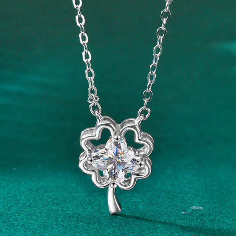 S925 Sterling Silver Moissanite Lucky Four-Leaf Pendant Necklace